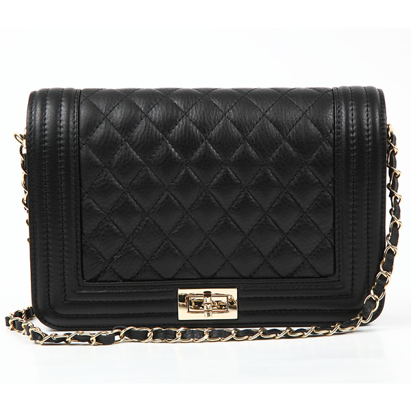 本革キルティングショルダーレザーバッグ：ブラック