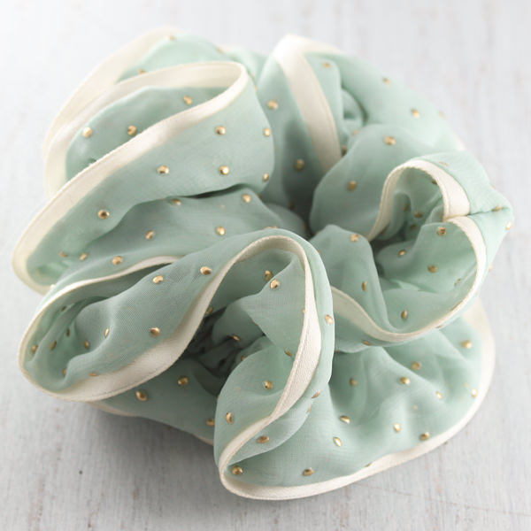 ゴールドビーズドットシフォンシュシュ：ミントグリーン