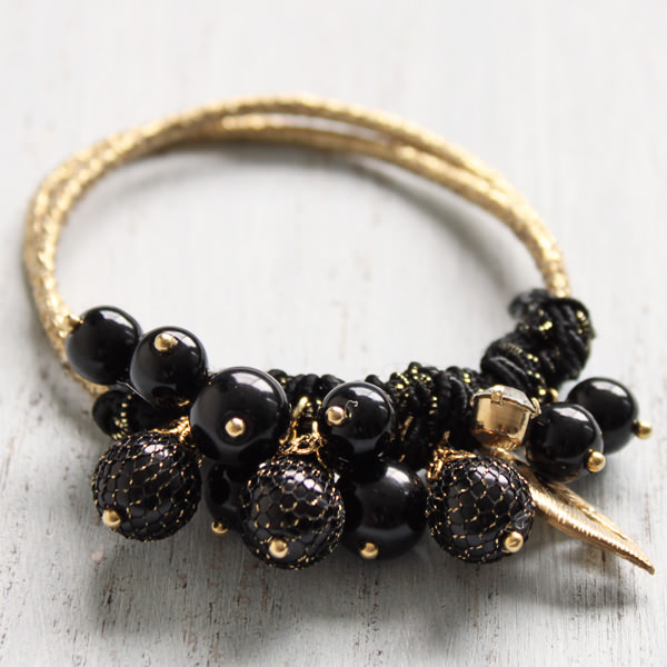 ブラックビジュー付きレースヘアゴム