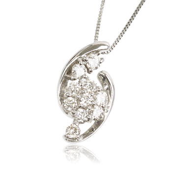 me.luxe 0.5ctダイヤモンドフラワープラチナネックレス